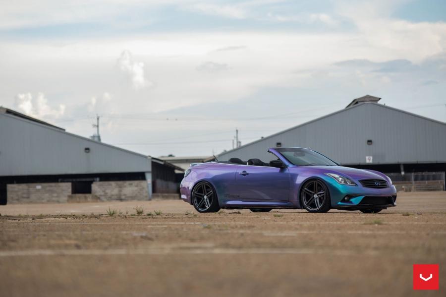  Infiniti G37 Convertible on Vossen Wheels (VFS5) 2017 года  (фото 18 из 25)